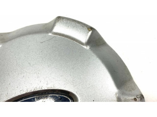 Заводская крышка (крышки) от центрального отверстия колеса