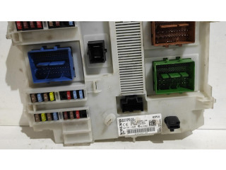 Блок предохранителей 31412969, 31412969   Volvo V70    