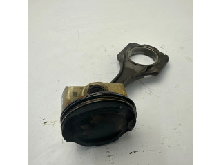 Píst 7646892 BMW 7 F01 F02 F03 F04 pro benzínový motor 4.4 N63