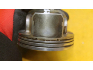 Поршень с шатуном 4J11 Mitsubishi Outlander