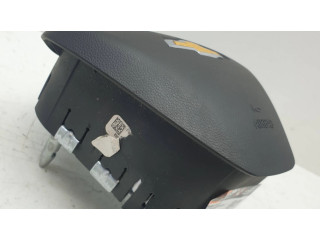 Подушка безопасности водителя 812447597, 84000655   Chevrolet Volt II