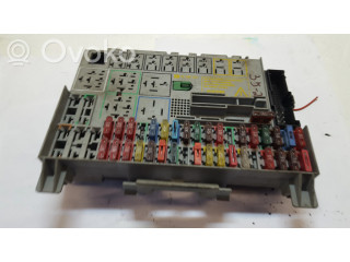 Pojistková skříňka 90589965 Opel Zfira A 2000