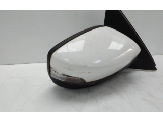 Зеркало электрическое Skoda Fabia Mk3 (NJ) 2015 - 2021 года