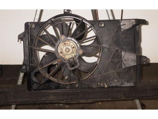 Вентилятор радиатора 13225159 Opel Meriva A