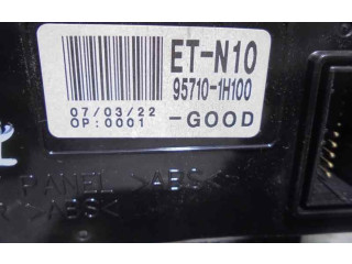 Дисплей    957101H100   KIA Ceed