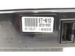 Дисплей    957101H100   KIA Pro Cee'd I