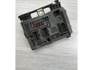   Pojistková skříňka    Citroen Berlingo 2005