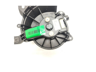 Вентилятор печки 164230100 Fiat Punto Evo