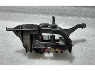 Pojistková skříňka 4M8919605M, 4M8919605M Audi Q7 4M 2017