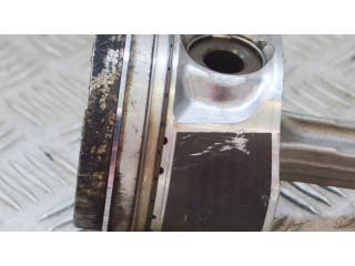 Píst 132010R011, 131010R060 Toyota RAV 4 (XA30) pro naftový motor 2.2