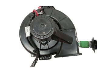 Вентилятор печки 6R1819015A Skoda Fabia Mk3 (NJ)