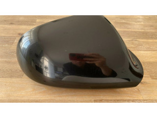 Пластиковая отделка зеркала