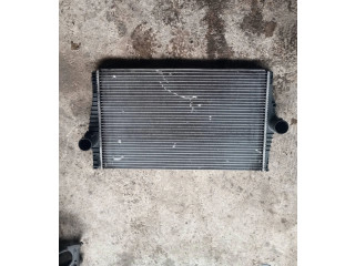 Радиатор интеркулера 31274553   Volvo XC90  
