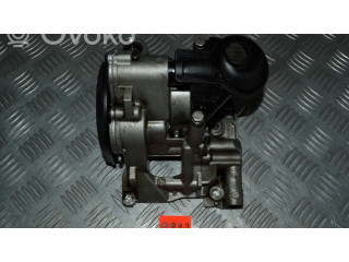 Масляный насос 7811924, 62440410 Toyota Avensis T270 2.0