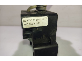 Ручка стеклоочистителей 4B0953503F Audi A3 S3 8L