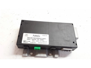 Блок управления крюка для прицепа