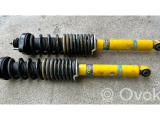 Задний амортизатор с пружиной      