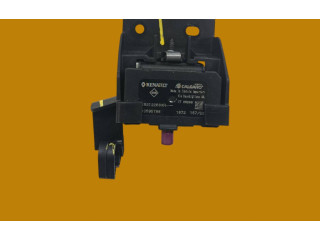 Блок управления 282122638R   Dacia Sandero III