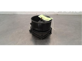 Вентилятор печки    4M1820021C   Audi e-tron