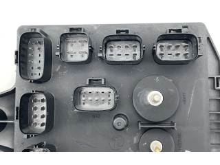 Блок предохранителей BW8314A073AA Jaguar XK - XKR