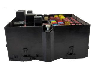 Блок предохранителей 2S6T14A073AC, 13558511 Ford Transit - Tourneo Connect