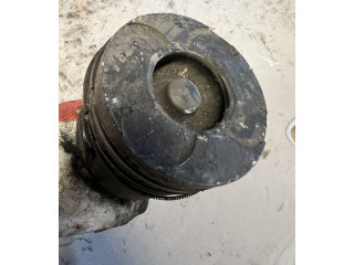 Píst Renault Vel Satis