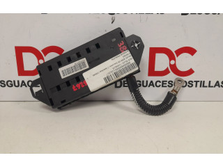 Блок предохранителей 9162323   Volvo XC90    