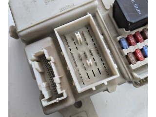 Блок предохранителей 31254903, 519096804   Volvo C30    