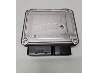 Řídící jednotka 03G906021AR, 1039S11562 Volkswagen Caddy 2006