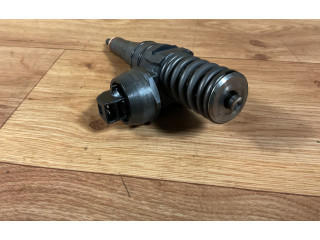 Vstřikovač 038130073BN   Volkswagen Caddy     