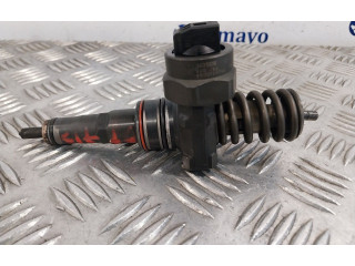 Vstřikovač 038130073AA, 0414720028 Volkswagen Passat Alltrack AVF