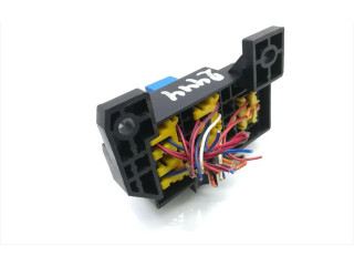 Блок предохранителей 91346-3E341   KIA Sorento    