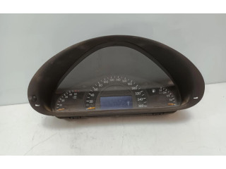 Přístrojová deska Mercedes-Benz C W203 A2035403047