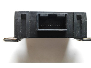 Pojistková skříňka Блок управления сигнализации 8L0951173 Audi A8 S8 D2 4D 1999