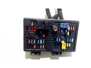 Блок предохранителей  96821082   Chevrolet Captiva    