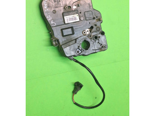 Zámek zadních dveří 2k0827426c Volkswagen Caddy 2010