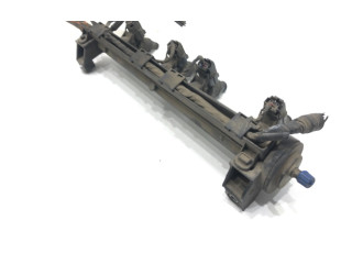 Топливная рампа 06A906031BT Skoda Octavia Mk2 (1Z)