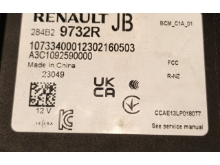 Блок предохранителей 284B29732R Dacia Sandero III