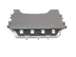 Подушка безопасности для колен 7030A241 Mitsubishi ASX