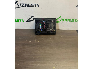 Блок предохранителей 284B74633R   Renault Clio V    