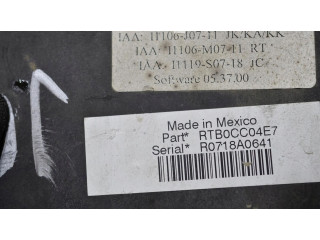 Блок предохранителей RTB0CC04E7 Fiat Freemont