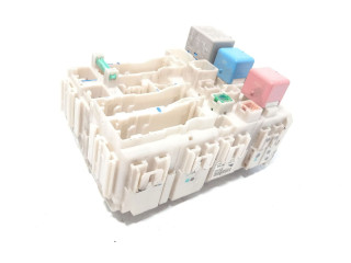 Pojistková skříňka Řídící jednotka BSM 8273047290, 804030571 Toyota Prius (XW20) 2008