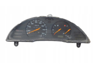 Přístrojová deska Nissan Serena 1997