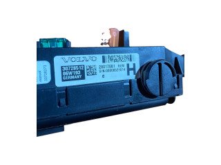 Pojistková skříňka 30728512, 00006521814 Volvo XC90 2007