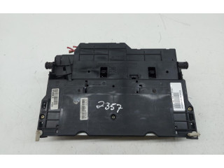 Блок предохранителей 8364542 BMW X3 E83