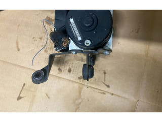 Vstřikovací lišta 06210950173, 000405606C0 Mazda 5