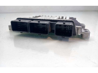 Блок управления двигателем Блок управления 28337245, 237100703R Dacia Duster