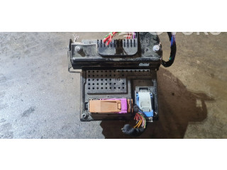   Pojistková skříňka 30786890, 28087582   Volvo XC90 2008