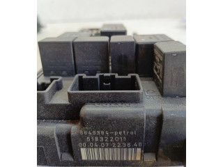 Блок предохранителей 8645364, 518322011   Volvo V70    