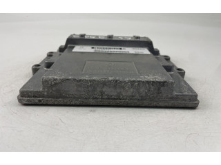 Блок управления двигателем Блок управления 30729351   Volvo V70